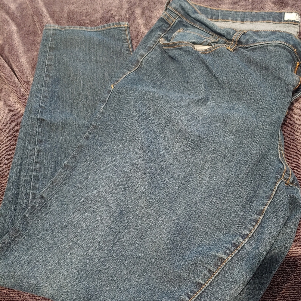 Torrid skinny jeans size 18